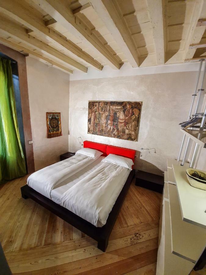Flora Inn, Flora I - Nel Cuore Di Bergamo Alta المظهر الخارجي الصورة